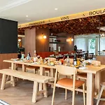 מלון Mercure Centre Champ De Mars