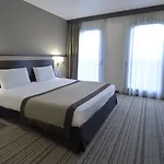 Mercure Centre Champ De Mars מלון רואן