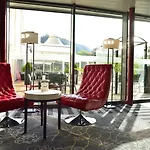 Mercure Centre Champ De Mars מלון 4*