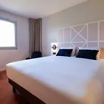 Mercure Centre Champ De Mars רואן