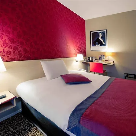 Mercure Centre Champ De Mars Hotel 4*
