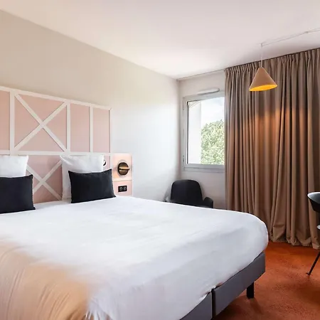 Mercure Centre Champ De Mars 4* Ρουέν