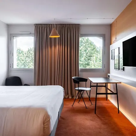 Mercure Centre Champ De Mars רואן