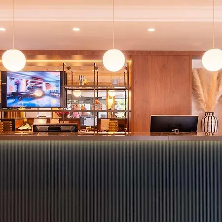 Mercure Centre Champ De Mars מלון רואן