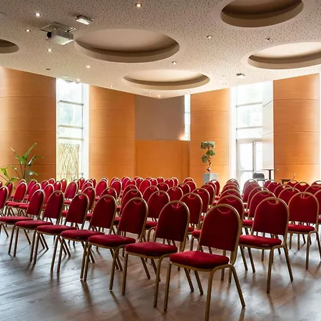 Mercure Centre Champ De Mars Hotel 4*