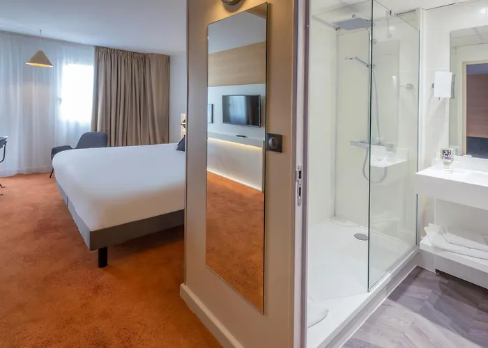 Mercure Centre Champ De Mars 酒店