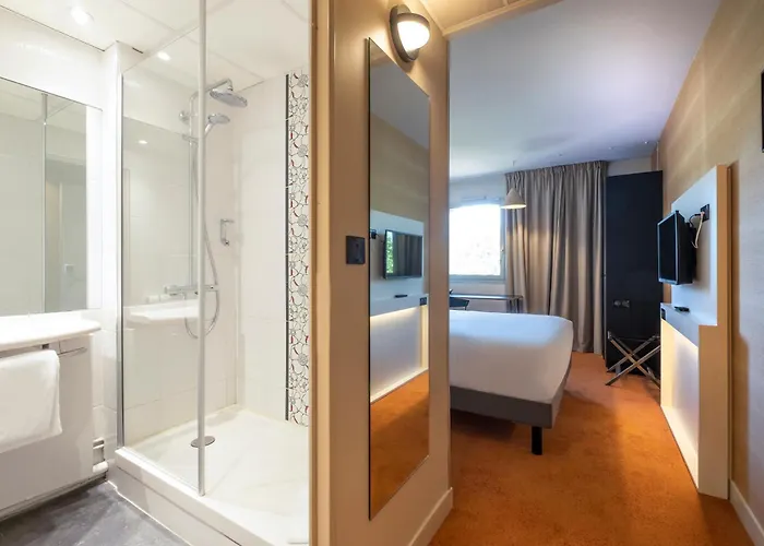 Mercure Centre Champ De Mars 4* 鲁昂