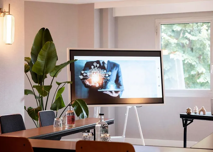 Mercure Centre Champ De Mars 4* 鲁昂